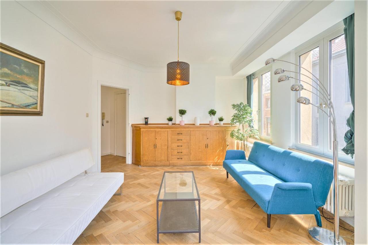 The Lily Lodge In The Heart Of Antwerpen Bagian luar foto
